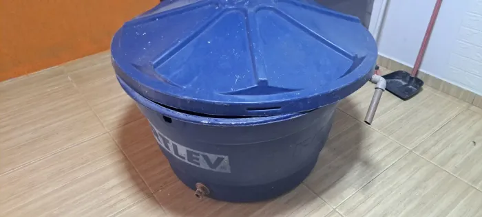 Caixa dgua 390 litros