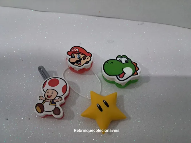 Lote miniaturas colecionáveis Kinder Mario
