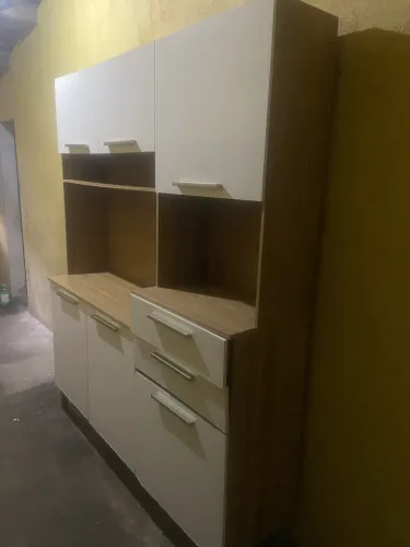 Armário 6 portas 2 gavetas