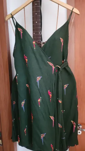Lindo vestido da FARM 