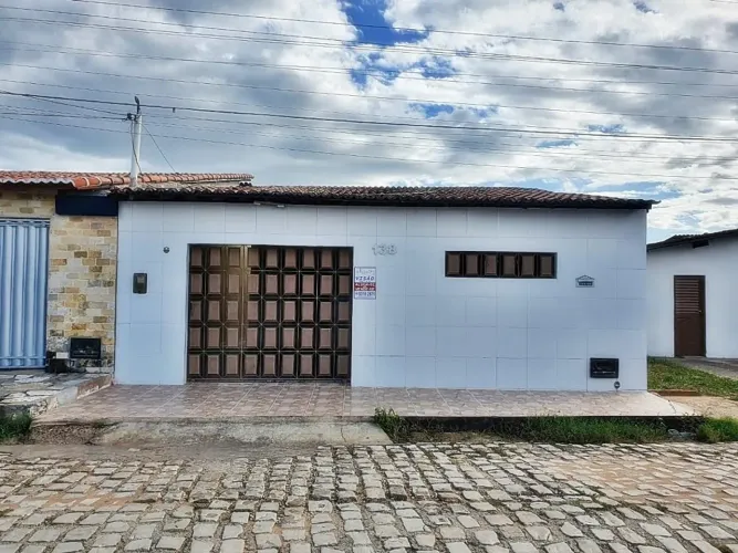 Casa Térrea em Alto de São Manoel, Mossoró | 2 Dorms