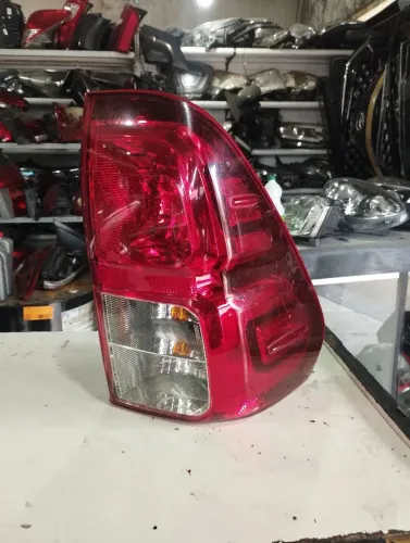 Lanterna da Hilux 