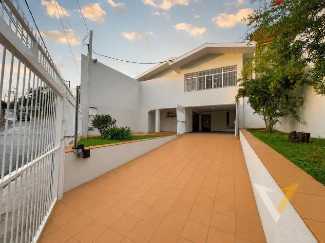 Casa para Locação e venda, Bairro Vila Maria Luiza, Jundiaí-SP, 3 dormitórios, 1 suíte, 4
