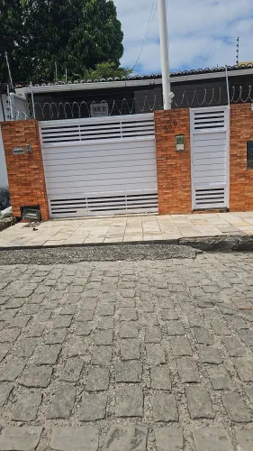 Casa com 3 Quartos e 2 banheiro cidade nova