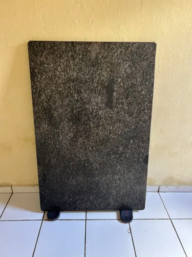 Mesa de mármore