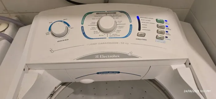 Maquina lavar Electrolux 12kg