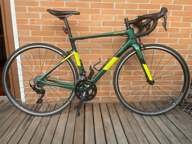 Bicicleta speed cannondale supersix