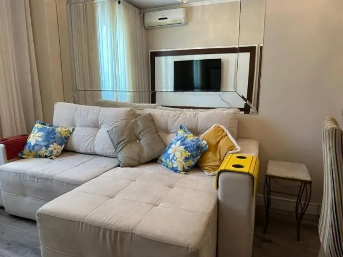 APARTAMENTO QUADRA MAR NO CENTRO DE BALNEÁRIO CAMBORIÚ