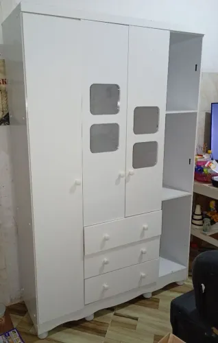 Guarda Roupa