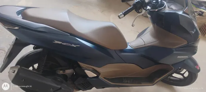 Linda PCX/2024. Moto de garagem, baixo Km