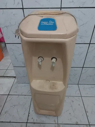 Gelágua gelando