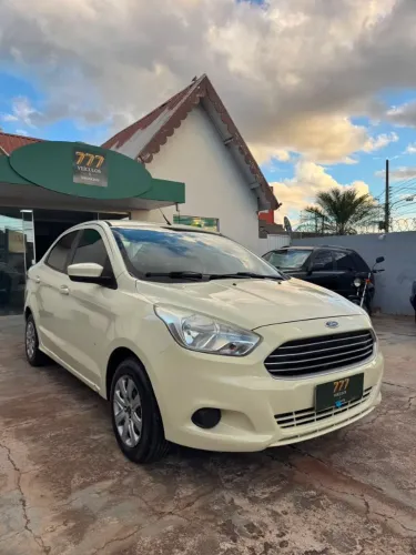 Ford KA+ Sedan 1.5 16V Flex 4P 2015