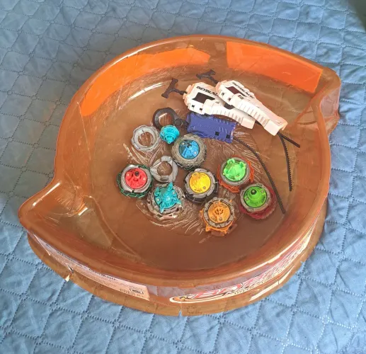 Vendese arena beyblade metal fury