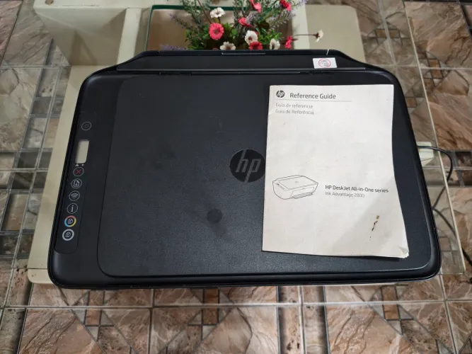 Impressora hp modelo 2800/ usada muito pouco.