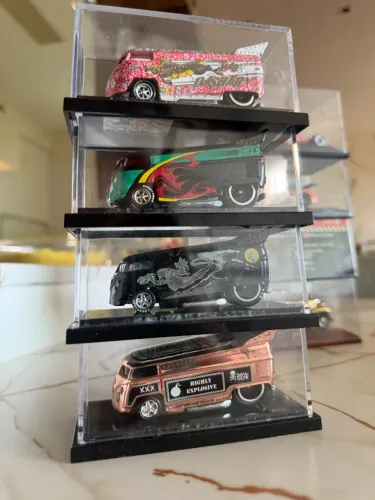 Coleção 4 Miniaturas Kombi Customizadas - Colecionador ?