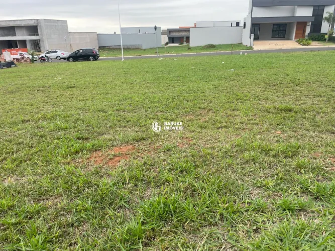 Terreno à venda no CONDOMÍNIO RESIDENCIAL DONA MARIA CÂNDIDA