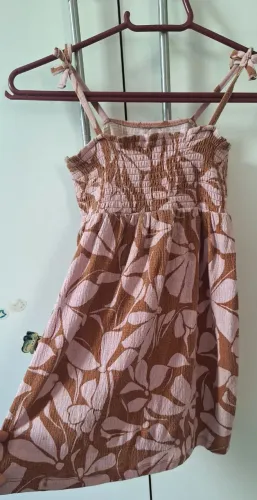 Vestido Carter's usado menina tamanho 5 anos