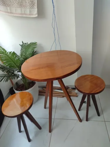 Jogo de mesa bistrô em madeira