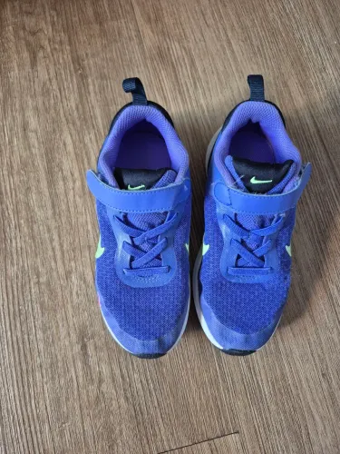 Tênis NIKE Revolution infantil