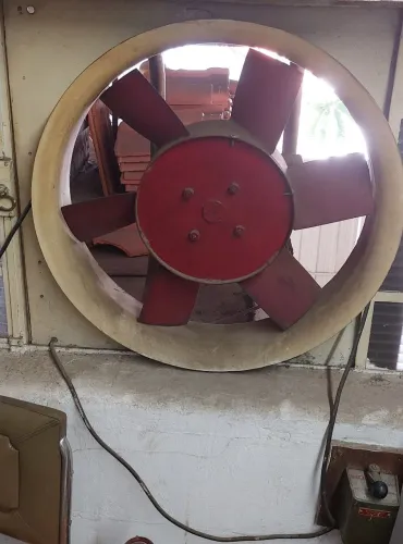 Exaustor industrial.