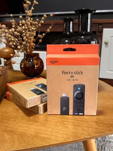 Amazon Fire Stick 4K SELECT Controle de Voz