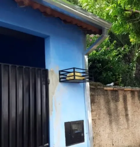 Lixeira de muro ou grade
