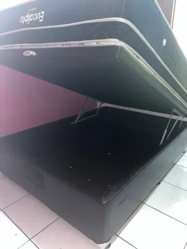 Cama Casal Com Baú