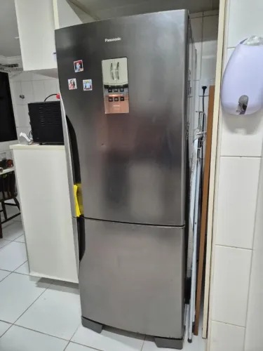 Geladeira Panasonic Inverse Aço Escovado