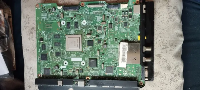 Placa principal TV Samsung un55d7000 LG usado