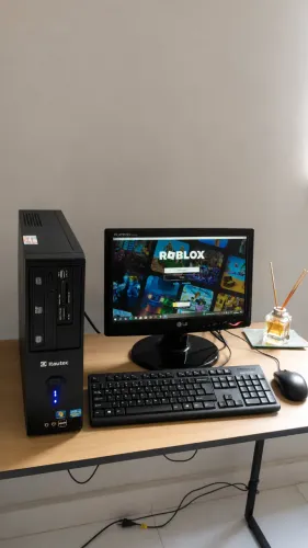 Pc Completo i3 3.40GHz | Placa de Vídeo 1GB | Roda GTA e Roblox | HD 320GB Monitor 15