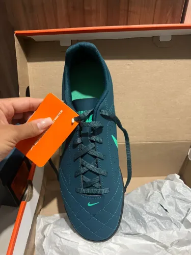 Chuteira Nike nova várias numerações