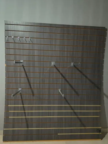 Painel canaletado 1,80 × 2,10 m