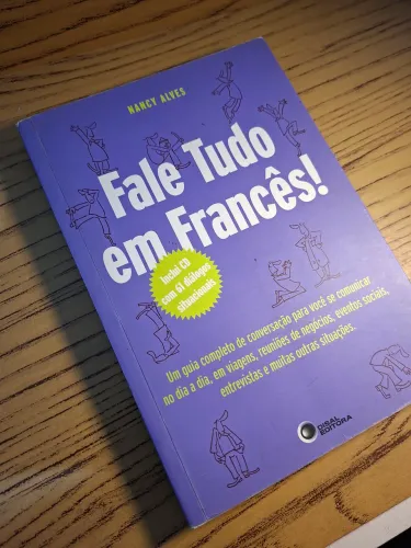 Livro Fale tudo em Francês (acompanha CD novo, nunca utilizado)