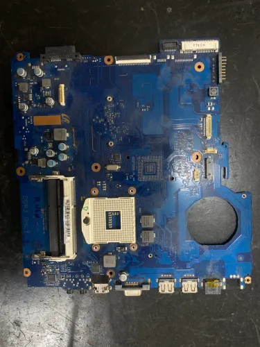 Placa mãe notebook RV411 