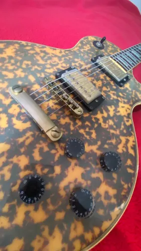 Guitarra Les Paul Thomaz