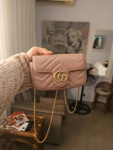 Bolsa Gucci GG Marmont Super Mini - Couro Matelassê Dusty Pink (Original)