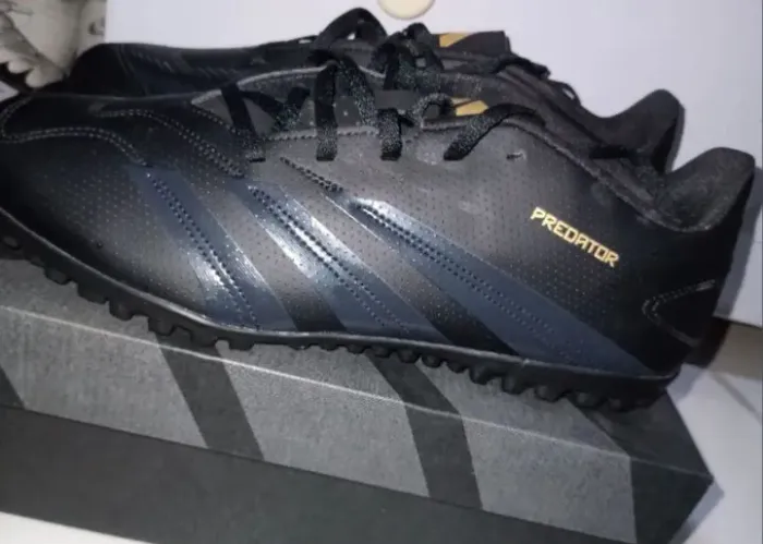 Chuteira society Predator Adidas- Tam-41