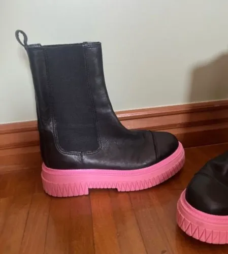 Nova!! Bota Chelsea Tratorada Schutz 34 Frete Grátis!!
