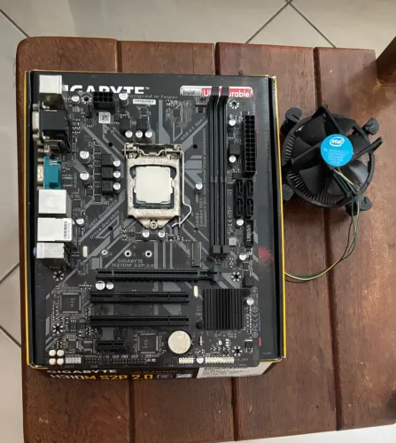 Processador i3 9100f com cooler box placa com mãe h310m gigabyte