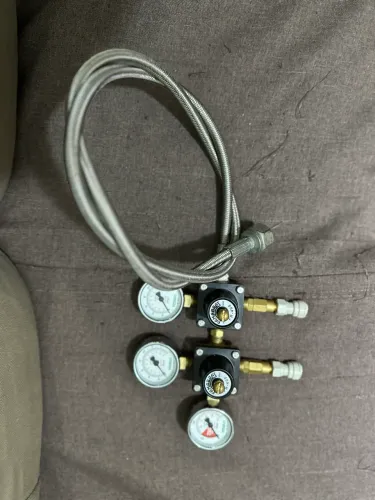 Regulador de pressão 2 saídas N2 e CO2