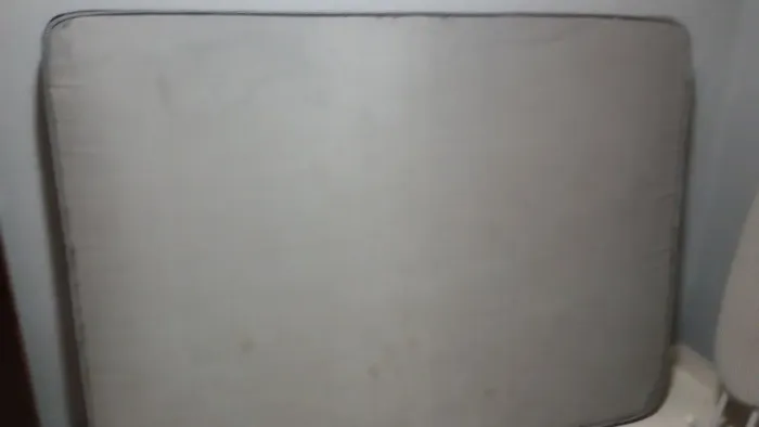 Colchão de casal simples 