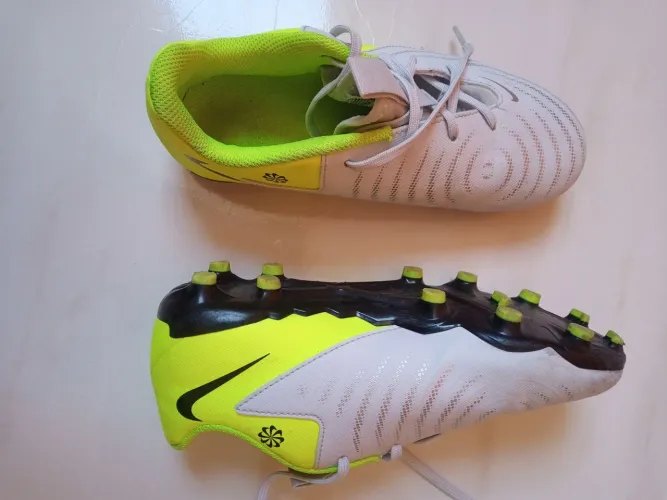 Chuteira Nike original infantil