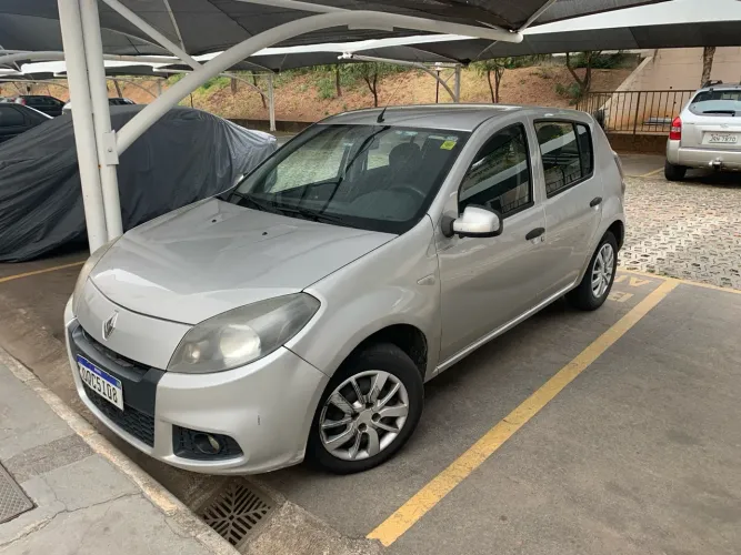 Renault Sandero Expression Hi-flex 1.6 8V 5P 2014