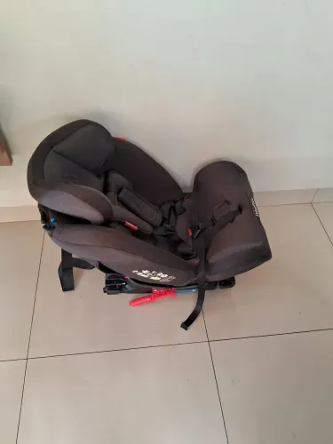Cadeirinha para auto com isofix
