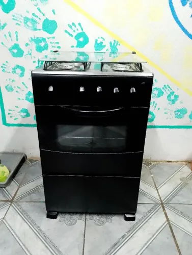 VENDO FOGÃO DE 4 BOCAS 