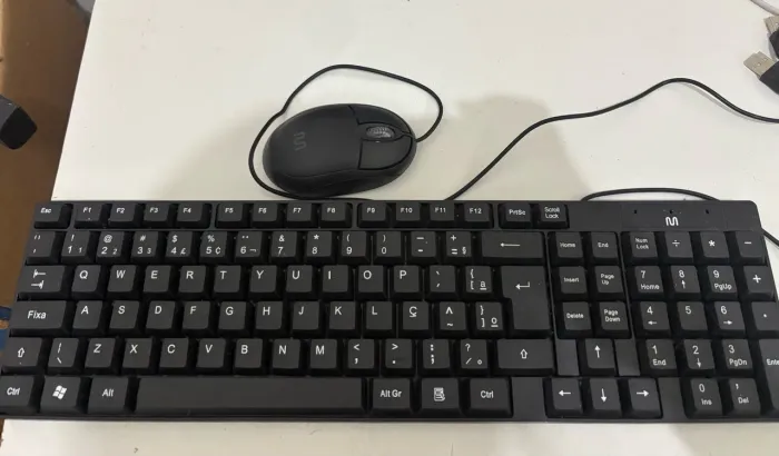Kit de teclado e mouse da Multilaser, na cor preta