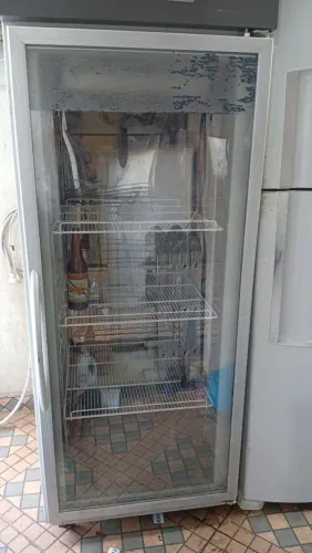 Expositor impecável 