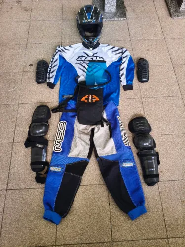 Equipamento Trilha Roupa trilha 