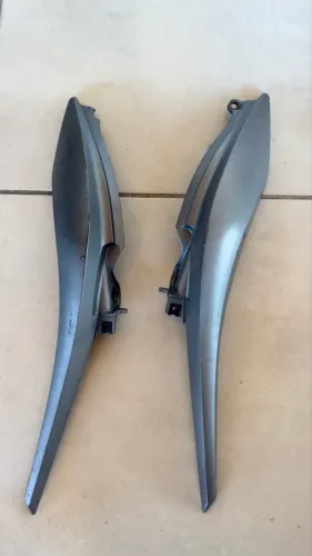 Carenagem traseira Hornet 08-11 original 