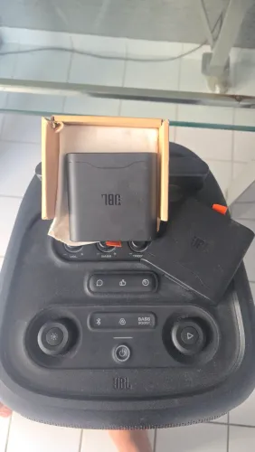 JBL 320 + bateria extra 